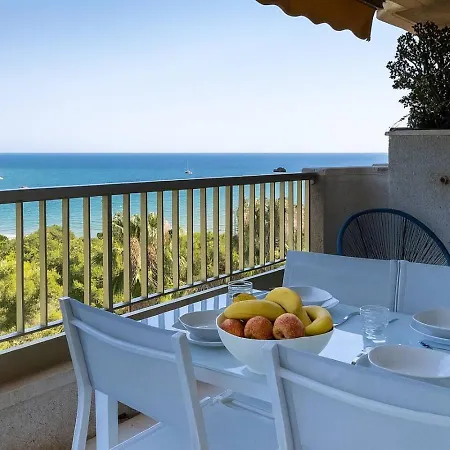 Seaview Beachfrom 2br *