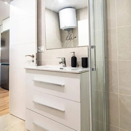 Seaview Beachfrom 2br Salou