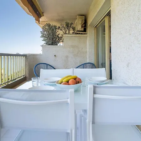 Seaview Beachfrom 2br Apartman